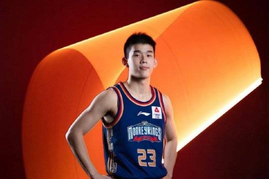 当年就花了8万培养费签下林葳！霍楠将担任四川男篮新任总经理