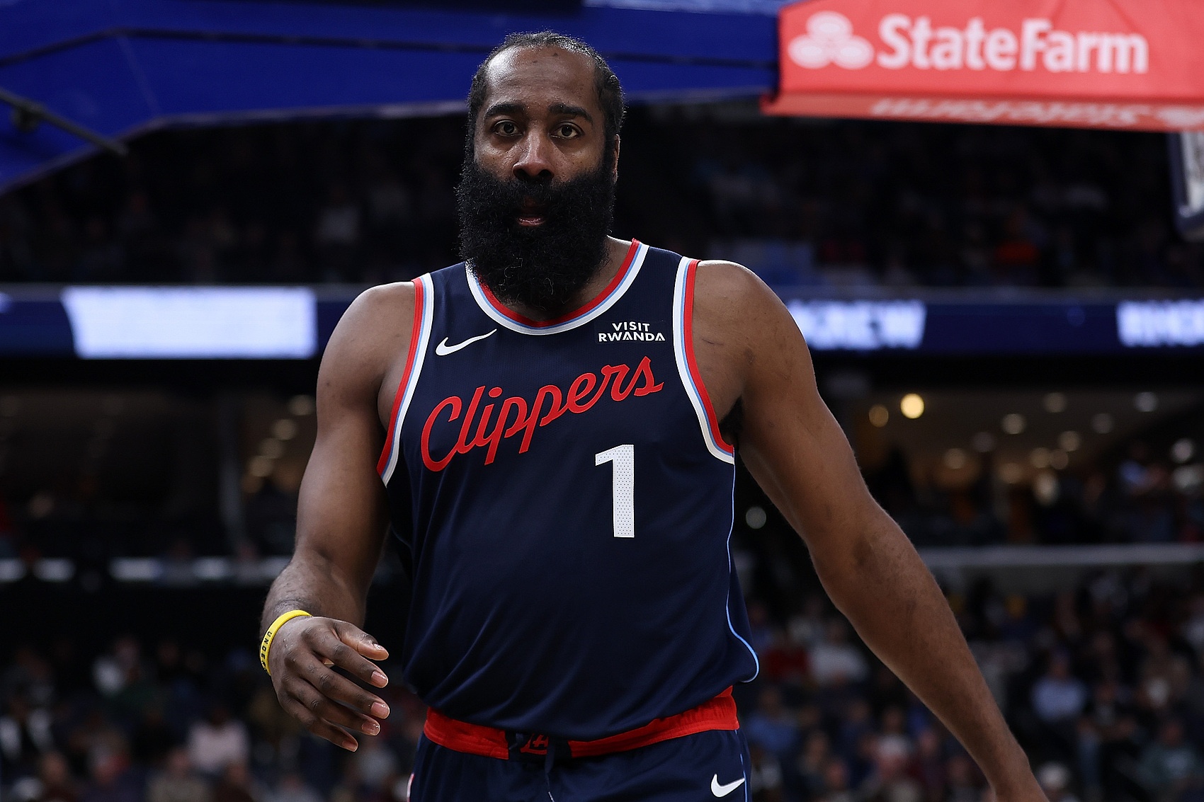 登录入口-找回外线手感！哈登连续三分命中 率队扩大优势打停黄蜂